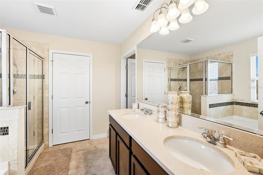 待售: $514,900 (5 贝兹, 3 浴室, 3250 平方英尺)