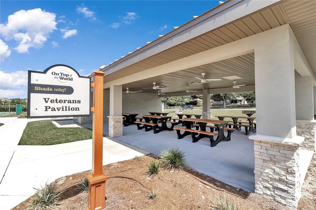 Active With Contract: $159,900 (2 beds, 2 baths, 1411 Square Feet)