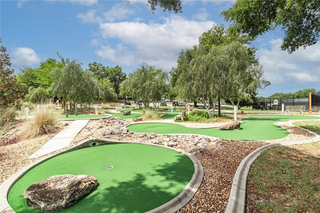 Active With Contract: $159,900 (2 beds, 2 baths, 1411 Square Feet)