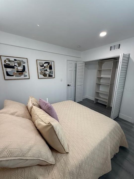 For Rent: $3,500 (3 beds, 2 baths, 1164 Square Feet)