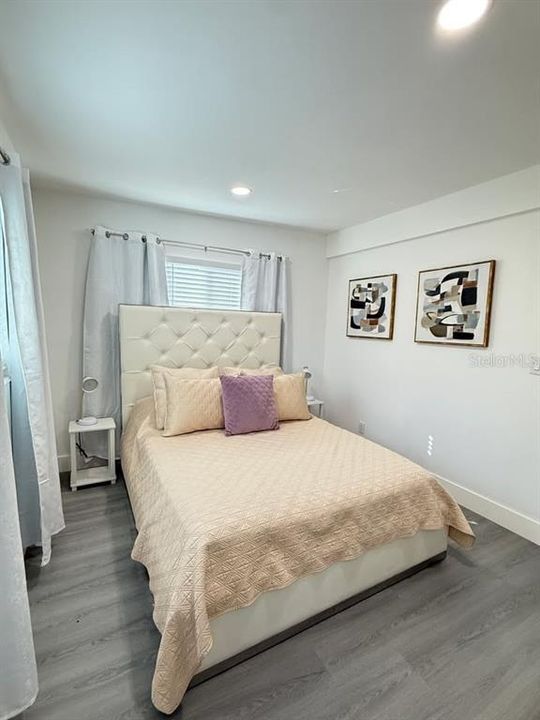 For Rent: $3,500 (3 beds, 2 baths, 1164 Square Feet)