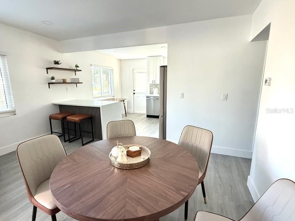 For Rent: $3,500 (3 beds, 2 baths, 1164 Square Feet)