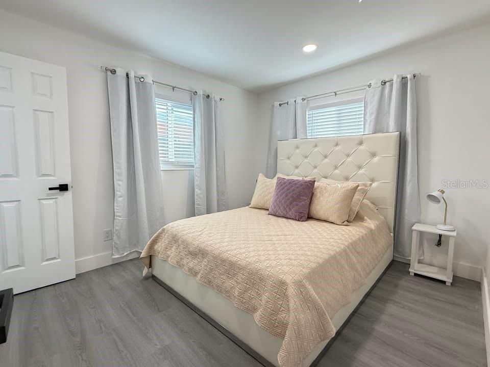 For Rent: $3,500 (3 beds, 2 baths, 1164 Square Feet)