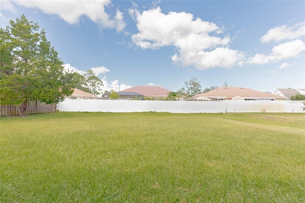 Active With Contract: $244,900 (3 beds, 2 baths, 1120 Square Feet)