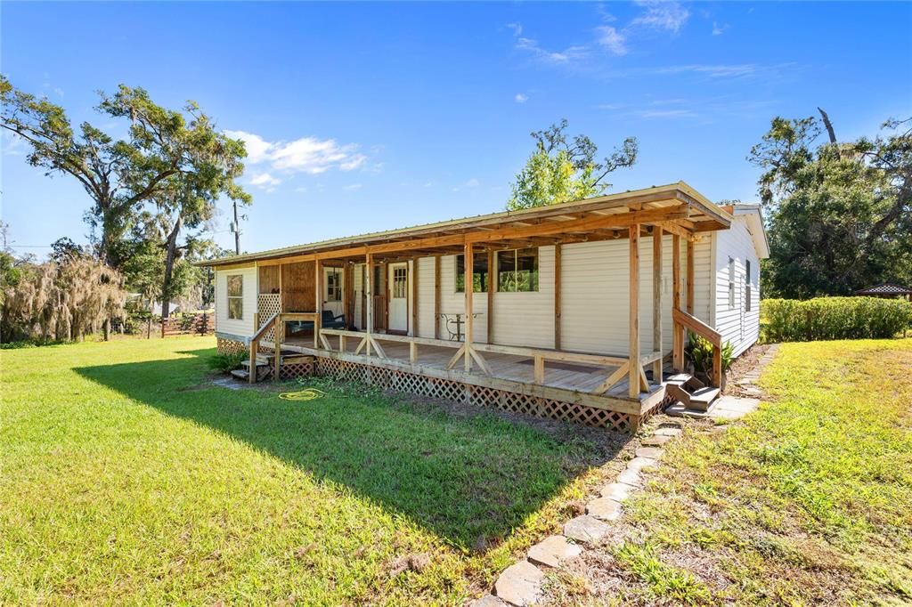 For Sale: $259,900 (3 beds, 2 baths, 1448 Square Feet)