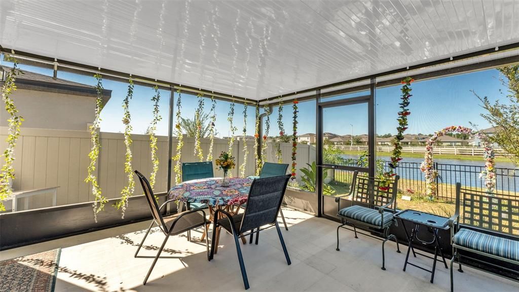 En Venta: $365,000 (4 camas, 2 baños, 1823 Pies cuadrados)