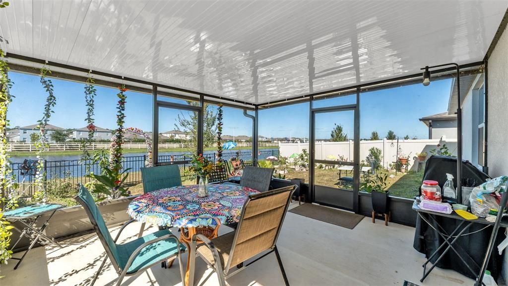 En Venta: $365,000 (4 camas, 2 baños, 1823 Pies cuadrados)