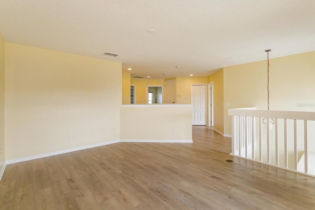 En Venta: $629,900 (5 camas, 3 baños, 3067 Pies cuadrados)