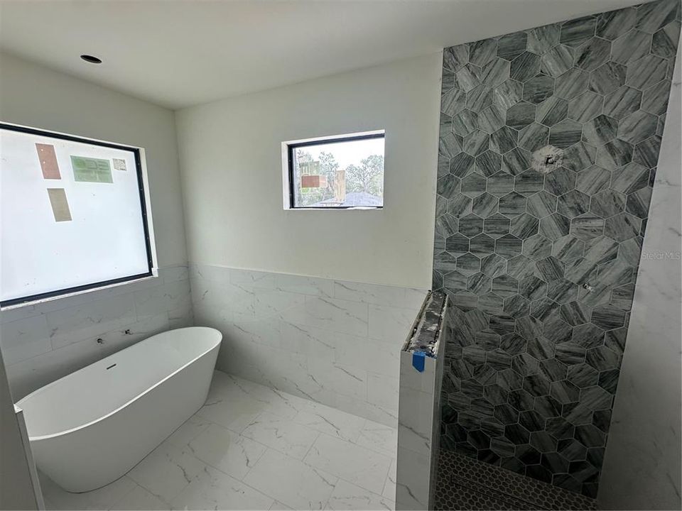 For Sale: $440,000 (3 beds, 2 baths, 1724 Square Feet)