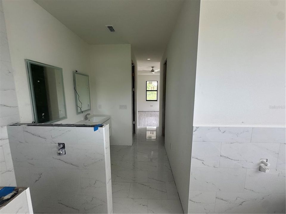 For Sale: $440,000 (3 beds, 2 baths, 1724 Square Feet)