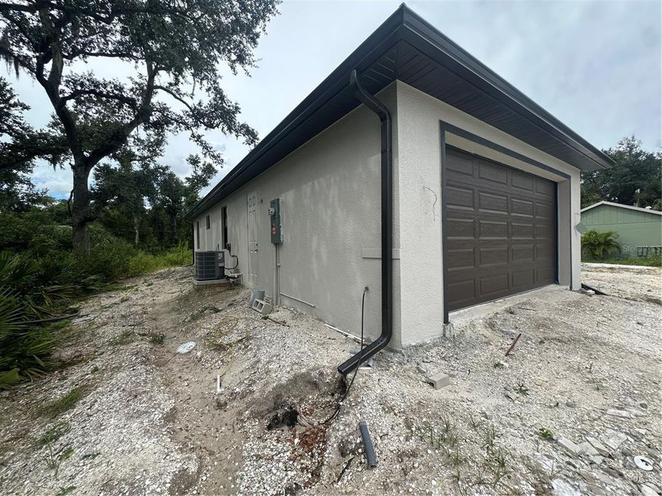 For Sale: $440,000 (3 beds, 2 baths, 1724 Square Feet)