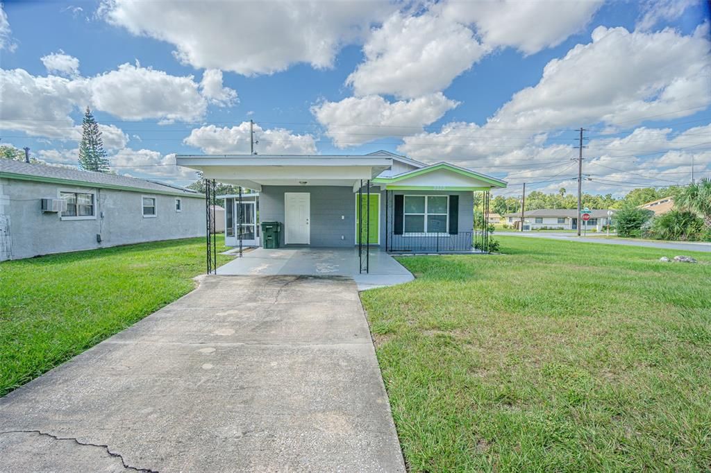 For Sale: $229,000 (3 beds, 1 baths, 1082 Square Feet)