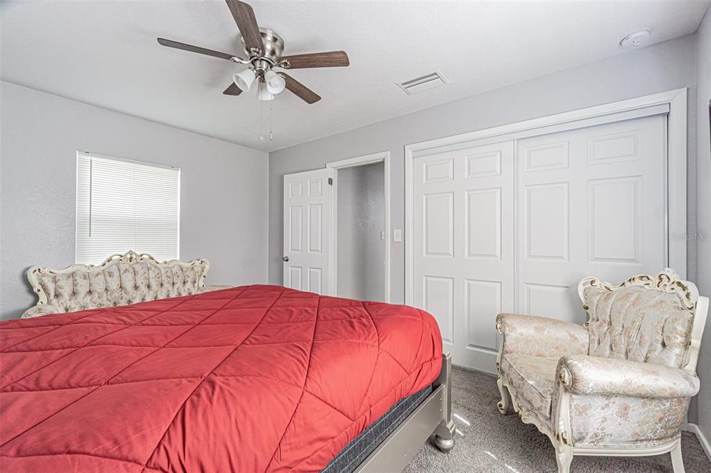 For Sale: $229,000 (3 beds, 1 baths, 1082 Square Feet)