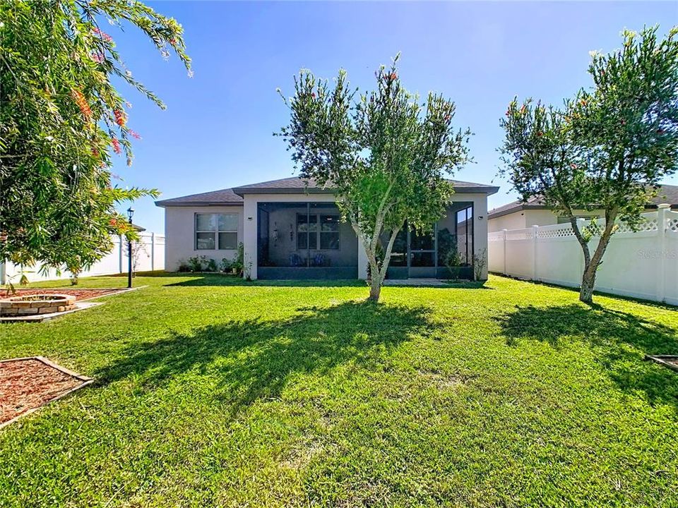 En Venta: $320,000 (3 camas, 2 baños, 1690 Pies cuadrados)