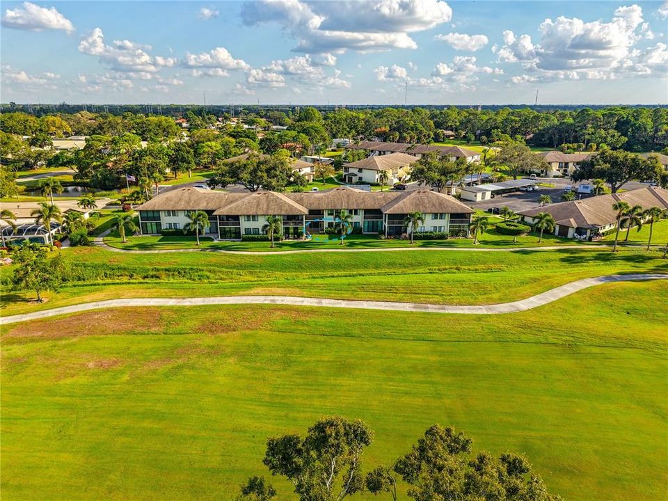 В аренду: $1,800 (2 спален, 2 ванн, 1108 Квадратных фут)