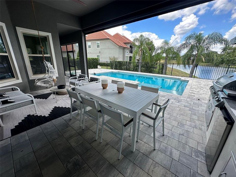 For Rent: $5,995 (4 beds, 5 baths, 4070 Square Feet)