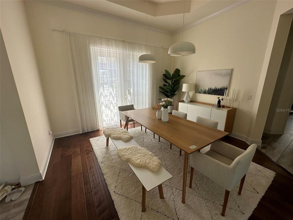 For Rent: $5,995 (4 beds, 5 baths, 4070 Square Feet)