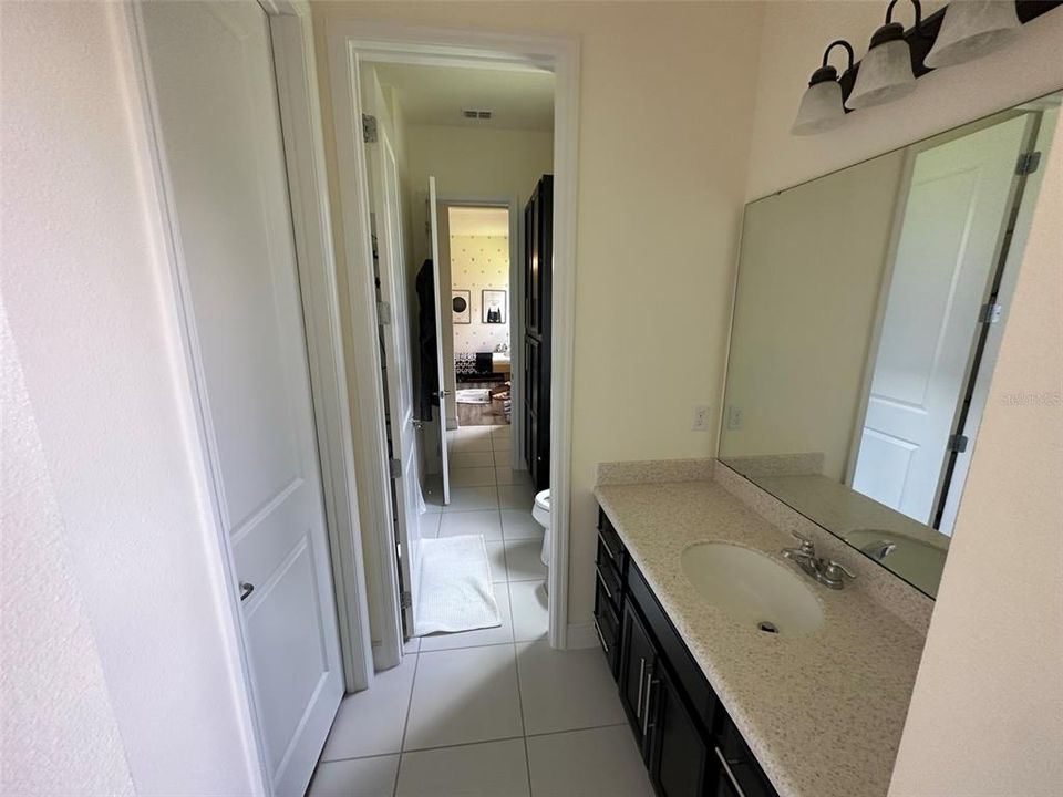 For Rent: $5,995 (4 beds, 5 baths, 4070 Square Feet)