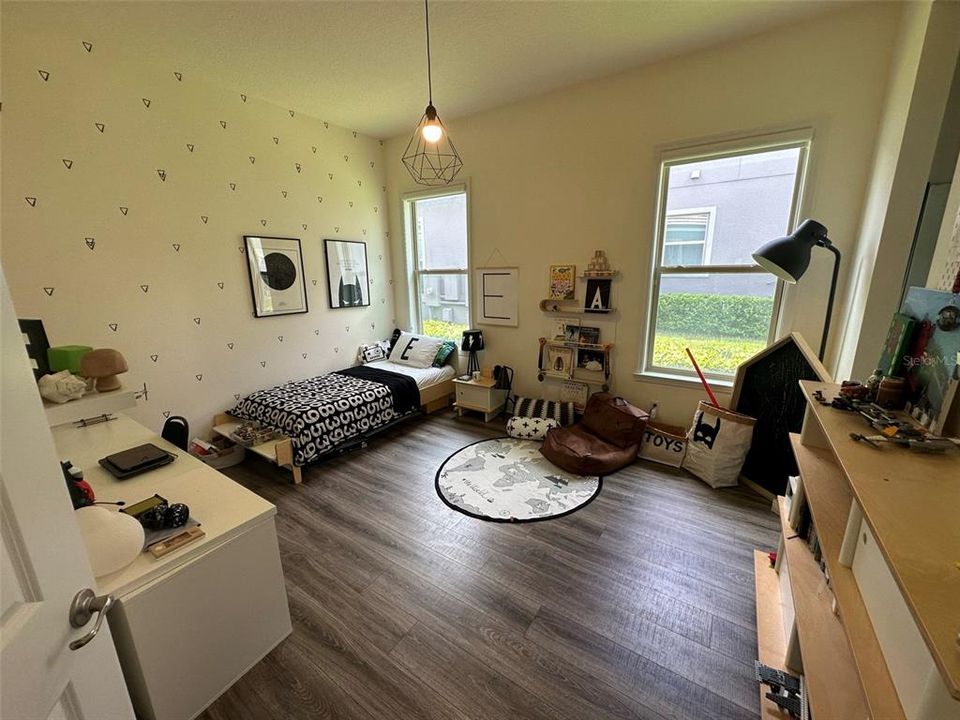 For Rent: $5,995 (4 beds, 5 baths, 4070 Square Feet)