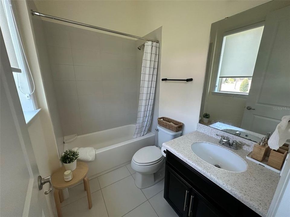 For Rent: $5,995 (4 beds, 5 baths, 4070 Square Feet)