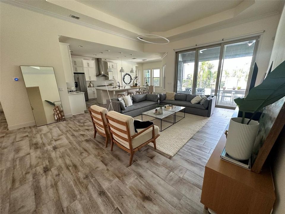 For Rent: $5,995 (4 beds, 5 baths, 4070 Square Feet)