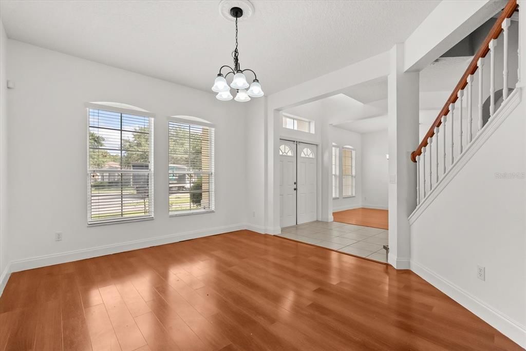 待售: $758,500 (5 贝兹, 3 浴室, 3385 平方英尺)