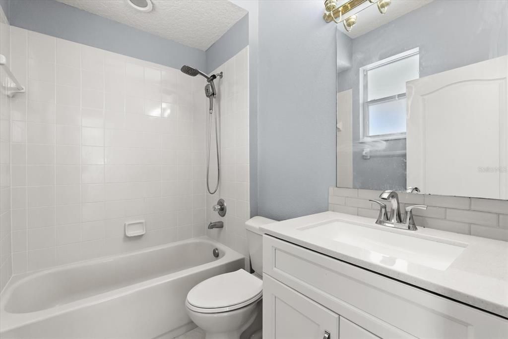 待售: $758,500 (5 贝兹, 3 浴室, 3385 平方英尺)