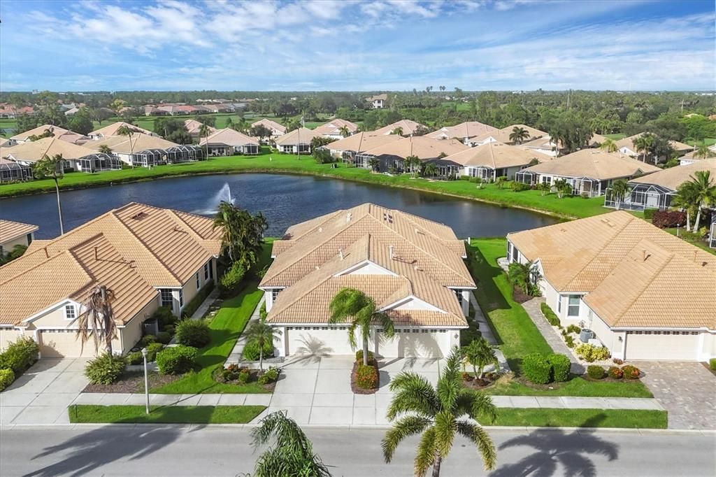 For Sale: $359,900 (2 beds, 2 baths, 1657 Square Feet)