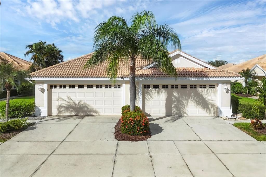 For Sale: $359,900 (2 beds, 2 baths, 1657 Square Feet)