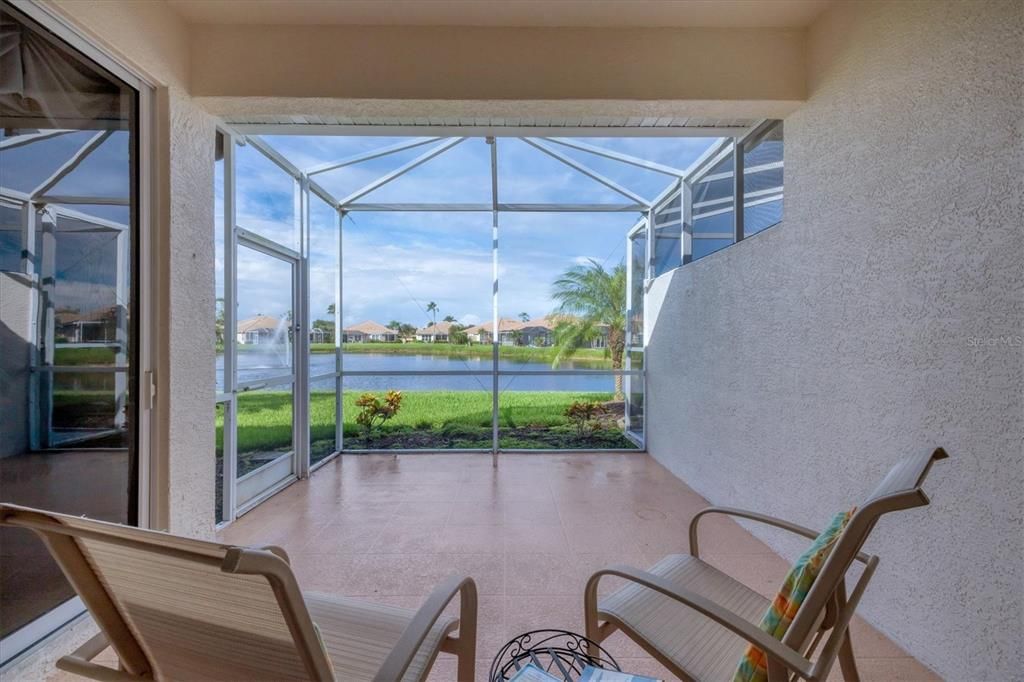 For Sale: $359,900 (2 beds, 2 baths, 1657 Square Feet)