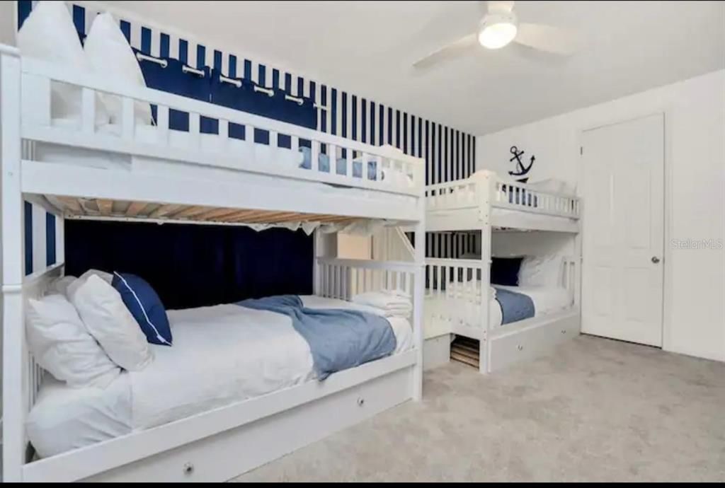 For Sale: $739,900 (6 beds, 5 baths, 4098 Square Feet)