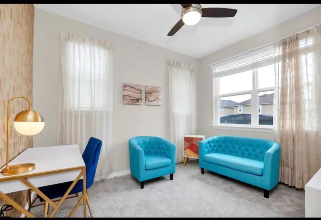 For Sale: $739,900 (6 beds, 5 baths, 4098 Square Feet)