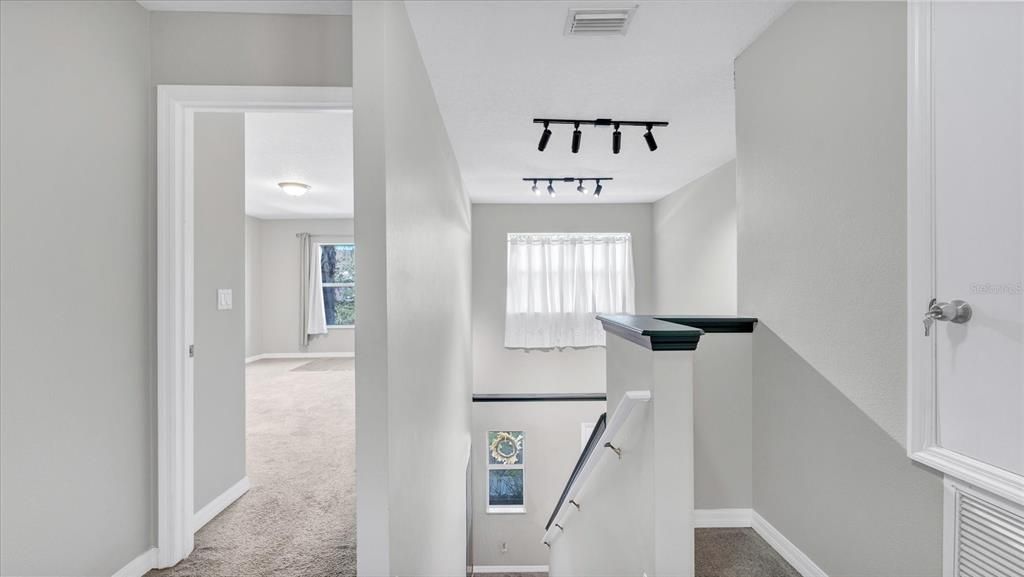 Active With Contract: $237,000 (3 beds, 2 baths, 1784 Square Feet)