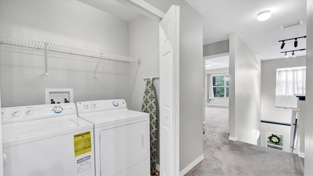 Active With Contract: $237,000 (3 beds, 2 baths, 1784 Square Feet)