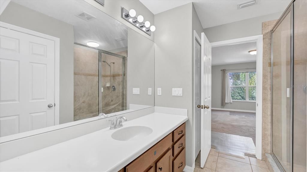 Active With Contract: $237,000 (3 beds, 2 baths, 1784 Square Feet)