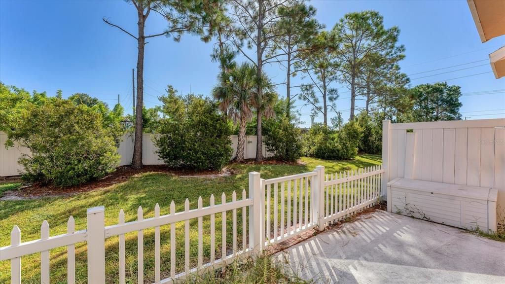 Active With Contract: $237,000 (3 beds, 2 baths, 1784 Square Feet)