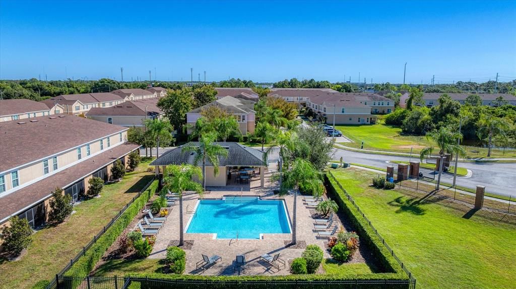 Active With Contract: $237,000 (3 beds, 2 baths, 1784 Square Feet)