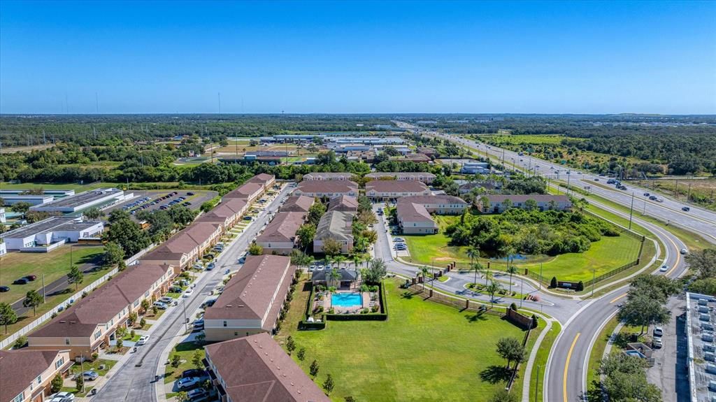 Active With Contract: $237,000 (3 beds, 2 baths, 1784 Square Feet)