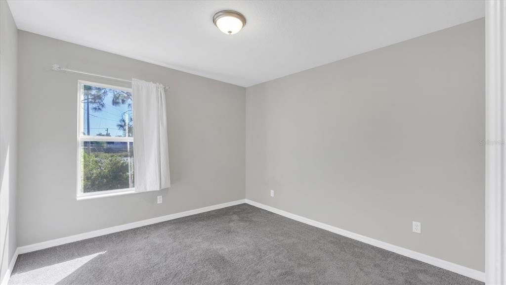 Active With Contract: $237,000 (3 beds, 2 baths, 1784 Square Feet)