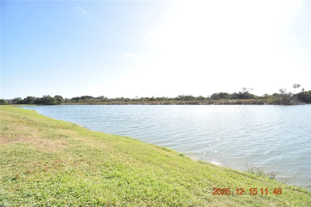 For Rent: $2,695 (4 beds, 2 baths, 2089 Square Feet)