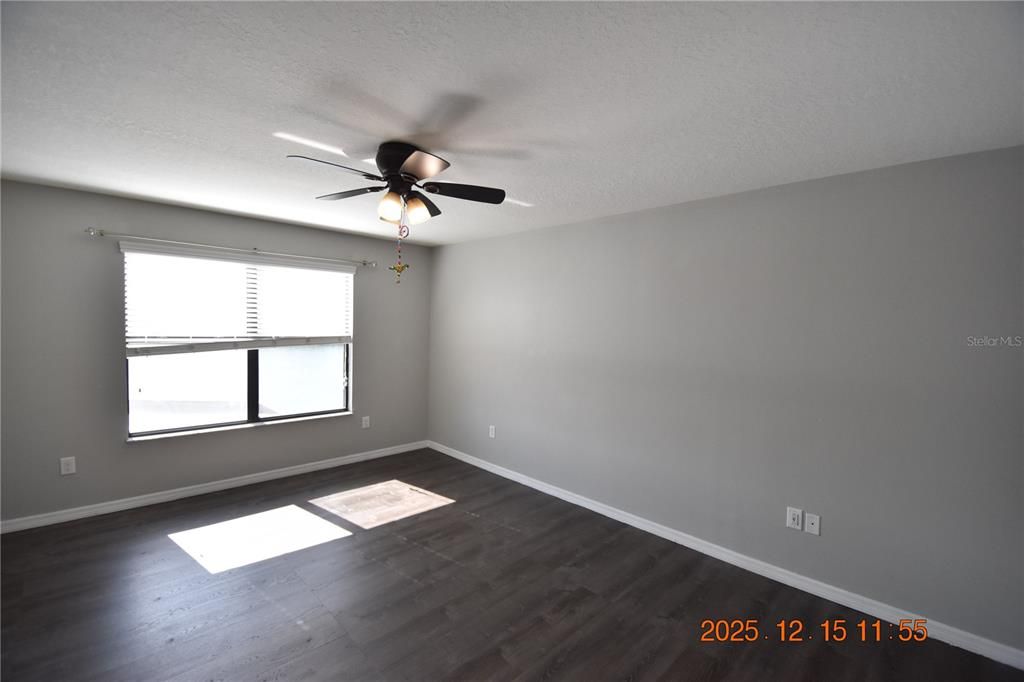 For Rent: $2,695 (4 beds, 2 baths, 2089 Square Feet)