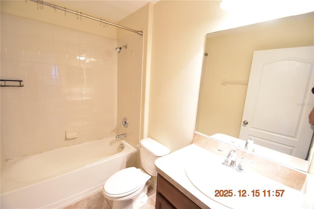 For Rent: $2,695 (4 beds, 2 baths, 2089 Square Feet)