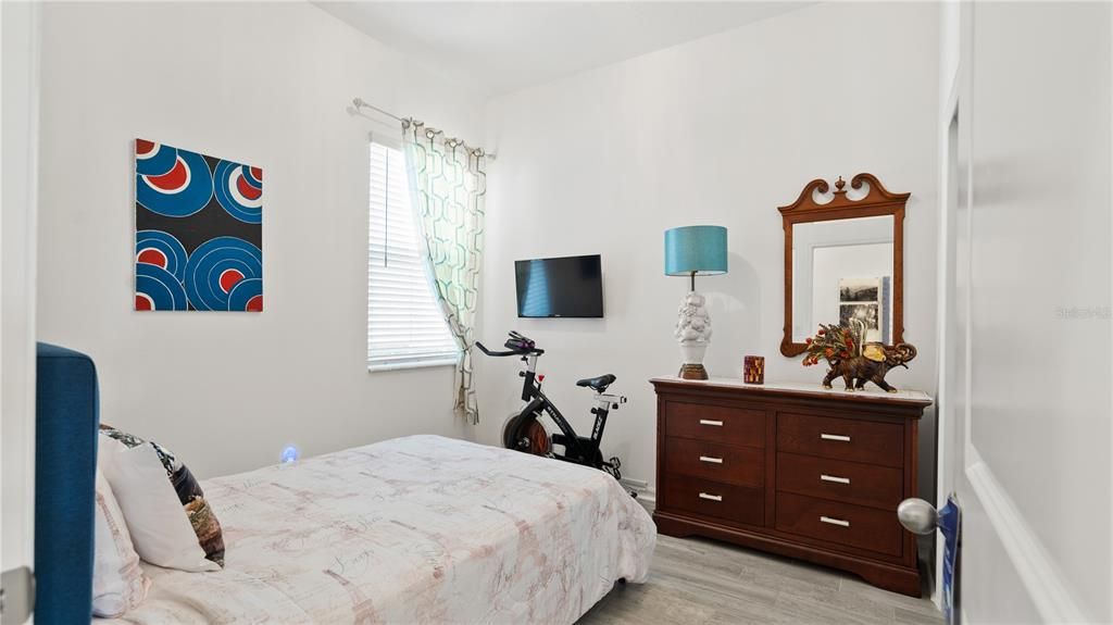 На продажу: $369,000 (2 спален, 2 ванн, 1557 Квадратных фут)