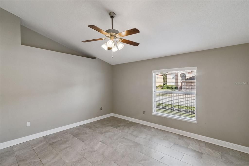 待售: $325,000 (3 贝兹, 2 浴室, 1893 平方英尺)