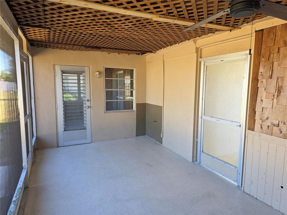 待售: $169,900 (2 贝兹, 1 浴室, 997 平方英尺)