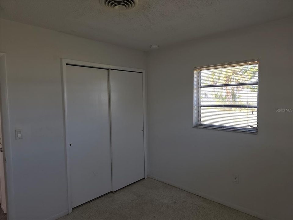 待售: $169,900 (2 贝兹, 1 浴室, 997 平方英尺)