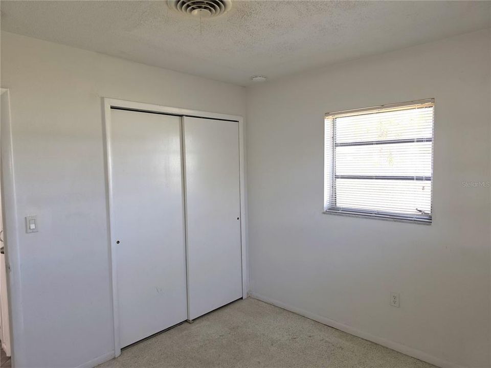 待售: $169,900 (2 贝兹, 1 浴室, 997 平方英尺)