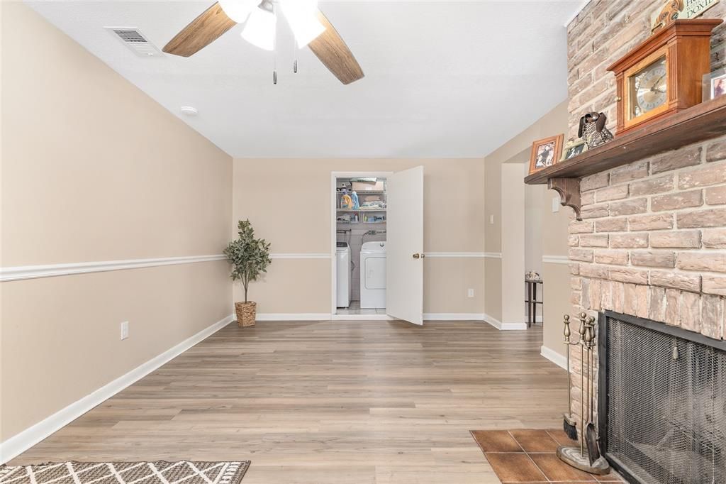 For Sale: $299,987 (3 beds, 2 baths, 1722 Square Feet)