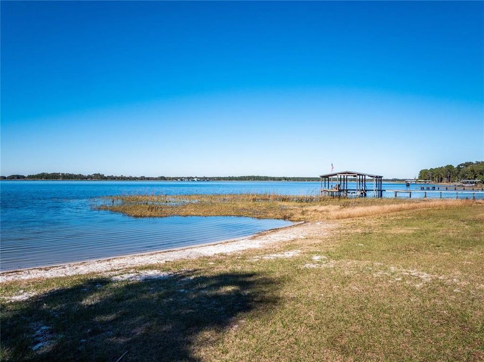 For Sale: $299,987 (3 beds, 2 baths, 1722 Square Feet)