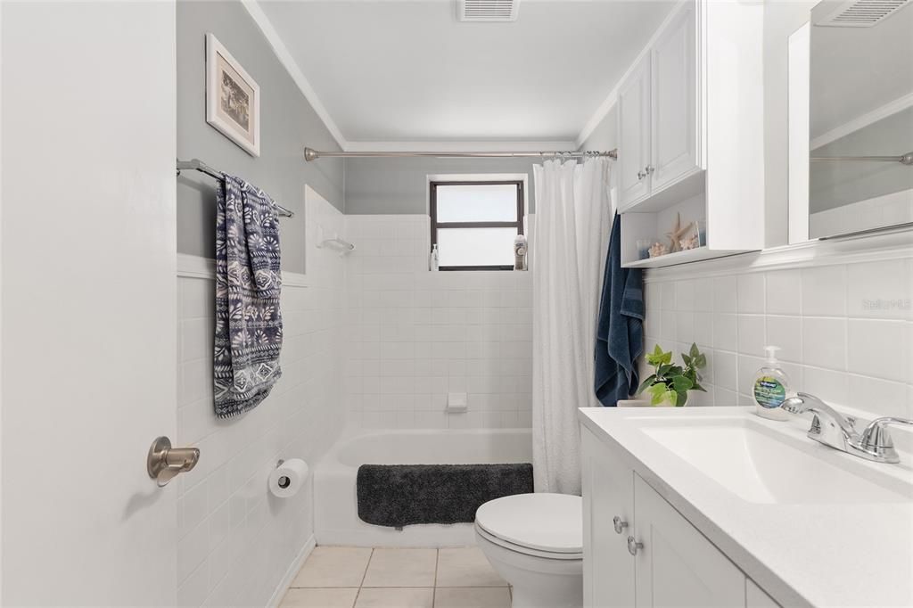 For Sale: $299,987 (3 beds, 2 baths, 1722 Square Feet)